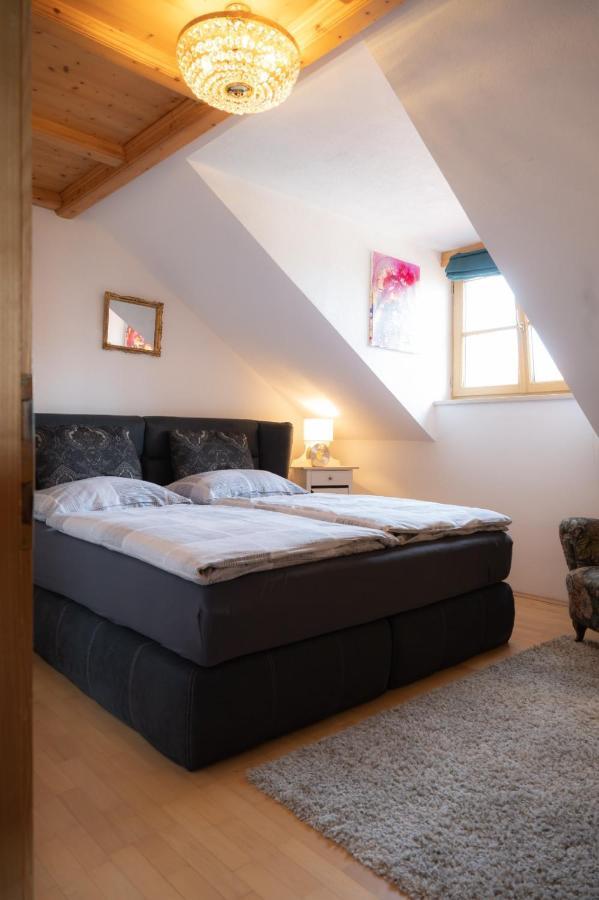 Idyllische Designer-Apartments Am Bio-Bauernhof In Salzburgerseenland Schmiding 10 Зекирхен-ам-Валлерзе Экстерьер фото