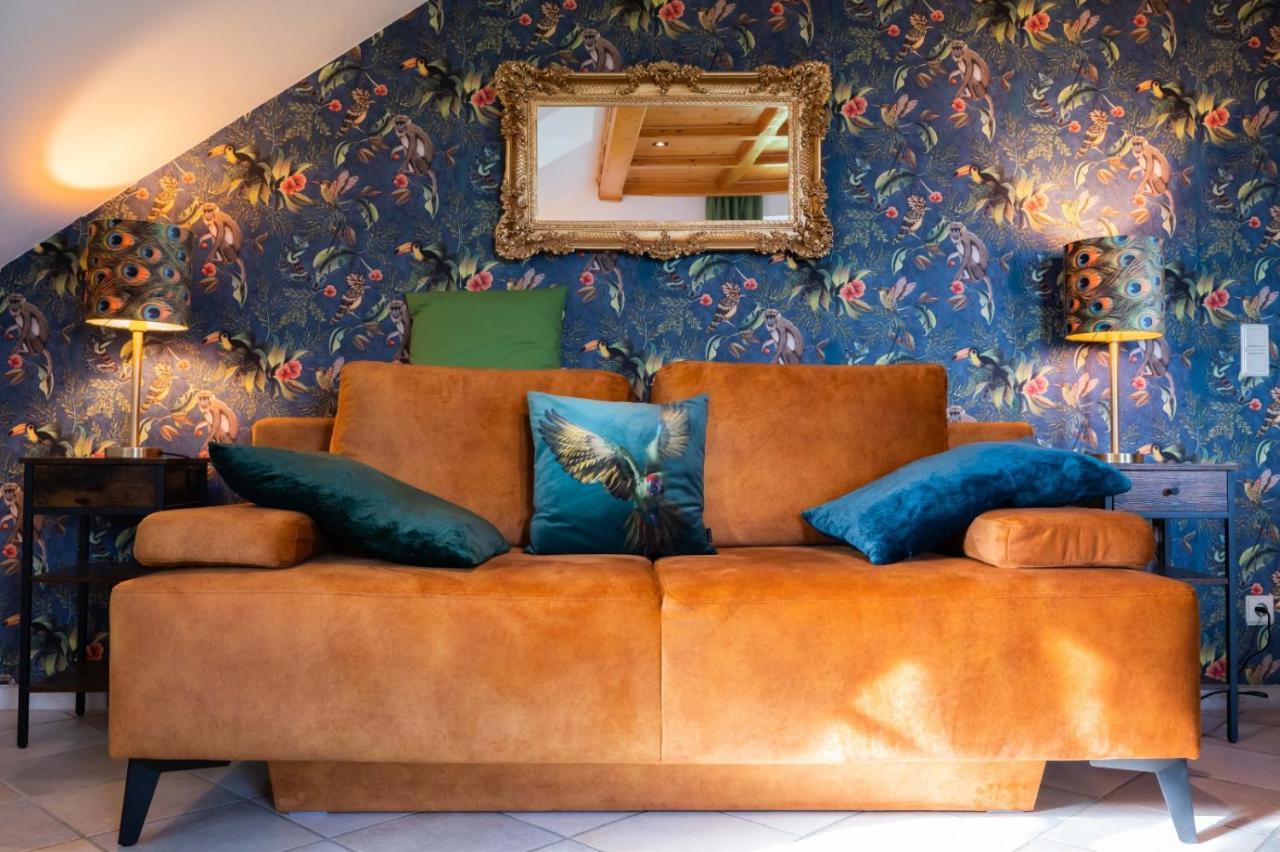 Idyllische Designer-Apartments Am Bio-Bauernhof In Salzburgerseenland Schmiding 10 Зекирхен-ам-Валлерзе Экстерьер фото
